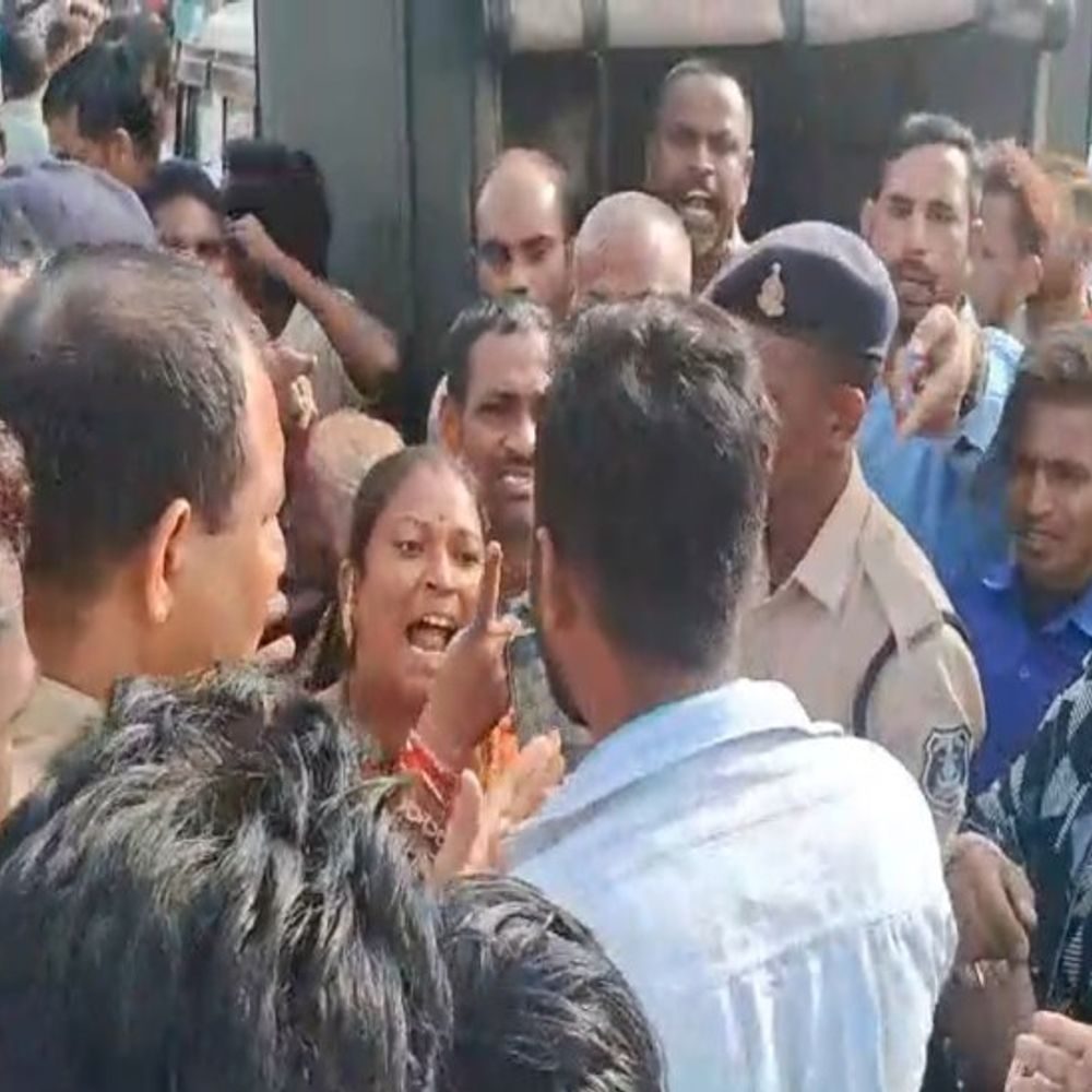 रायपुर के भाठागांव में निगम टीम पर हमला, तीन कर्मचारी घायल; तीन नामजद समेत अन्य पर FIR
