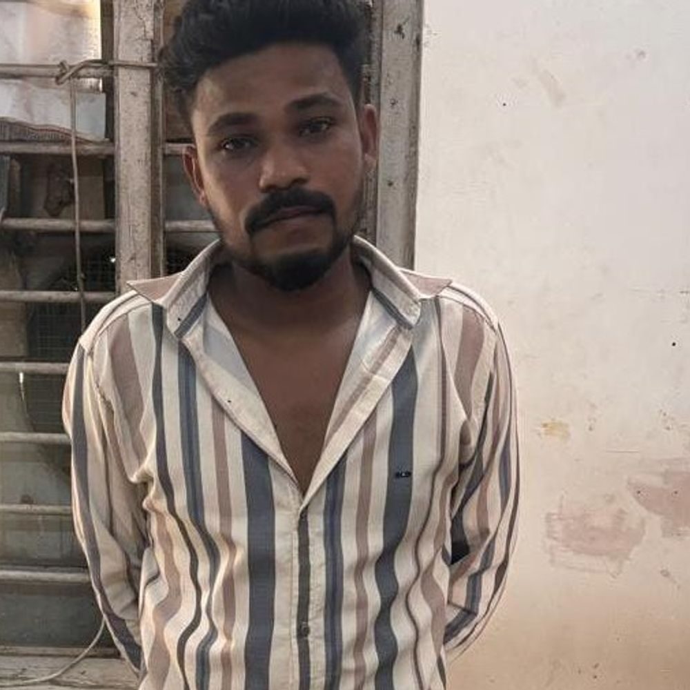 रायपुर में पुलिस की पेट्रोलिंग टीम ने धारदार चाकू के साथ युवक को दबोचा, आर्म्स एक्ट के तहत गिरफ्तार